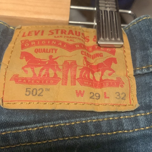 EUC Levi’s 502 size 29x32 men’s jeans. Excellent condition - Picture 3 of 3